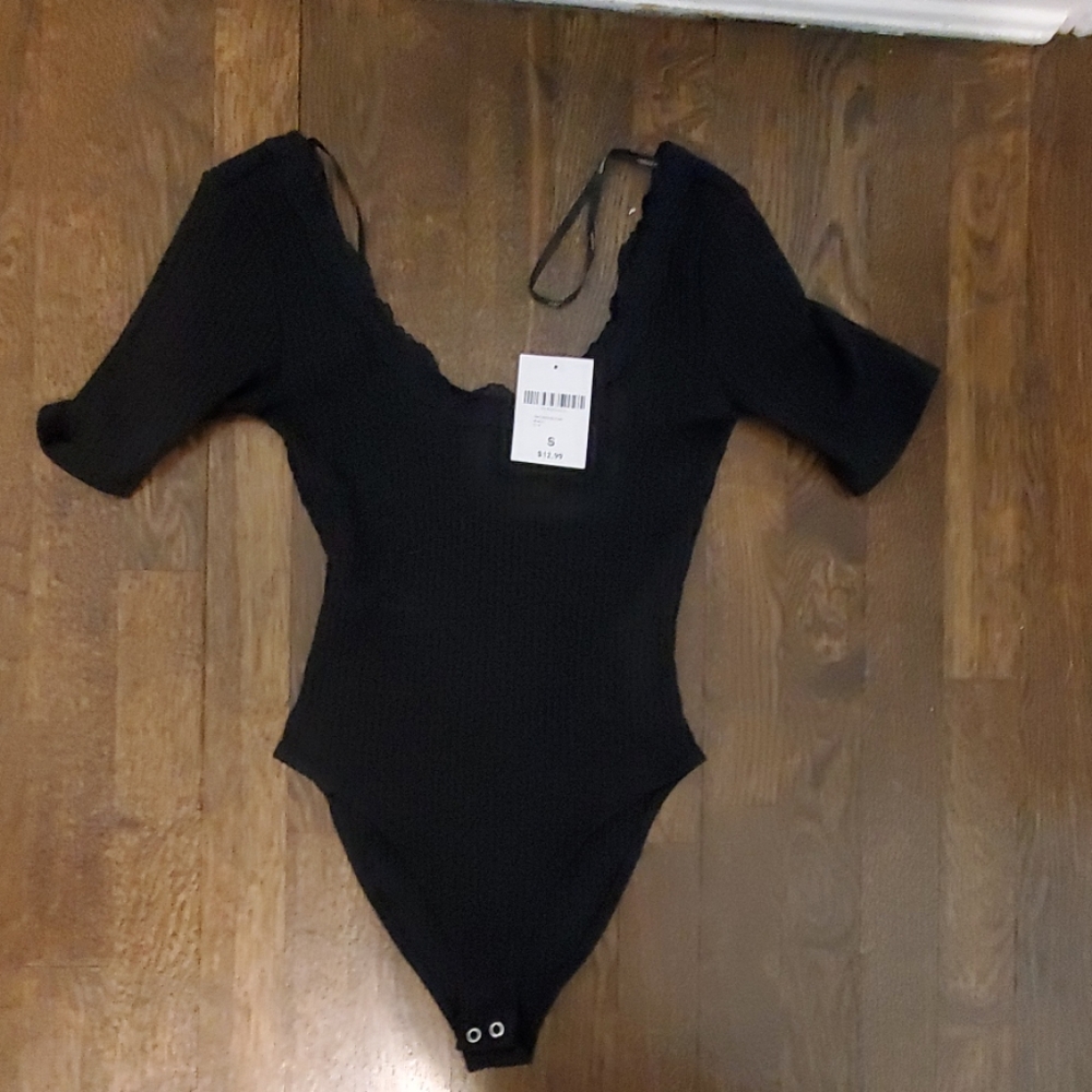 🛍 5 for $25🛍Black Short Sleeve Body Suit
